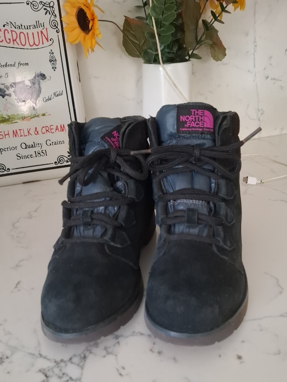The North Face Women Black Insulated Boots - Durable Outdoor Footwear